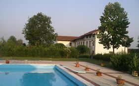 Affittacamere Cascina Venaria In Roero